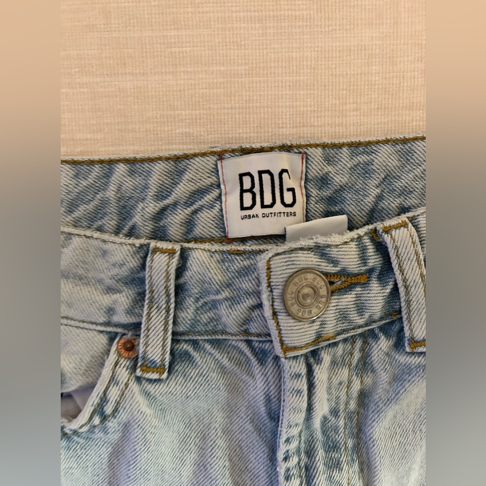 BDG urban outfitters mom jeans